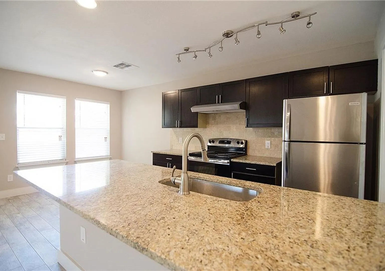 Updated 2-Story Townhome in Prime North Austin — Photo 2