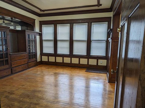 2nd image of 2512 N 45th St #2514