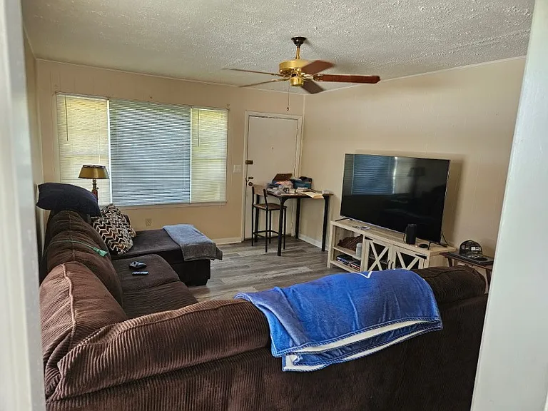 3309 Pines Rd — Photo 4