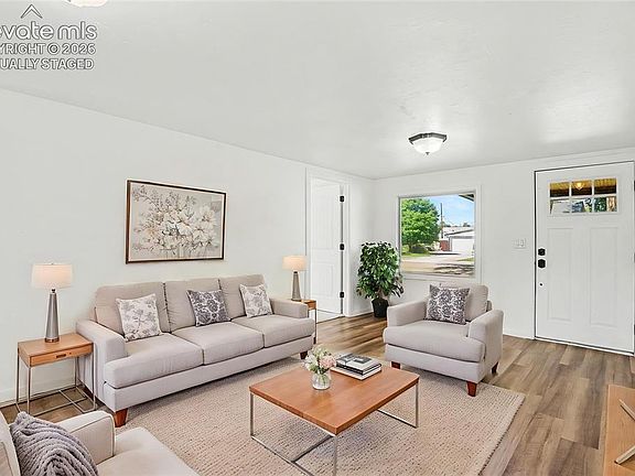3rd image of 334 Gaylord Ave