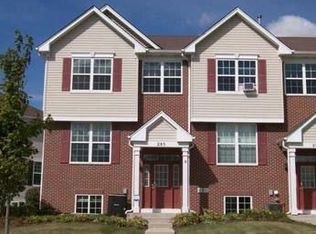 285 S Oak Creek Ln, Romeoville, IL 60446