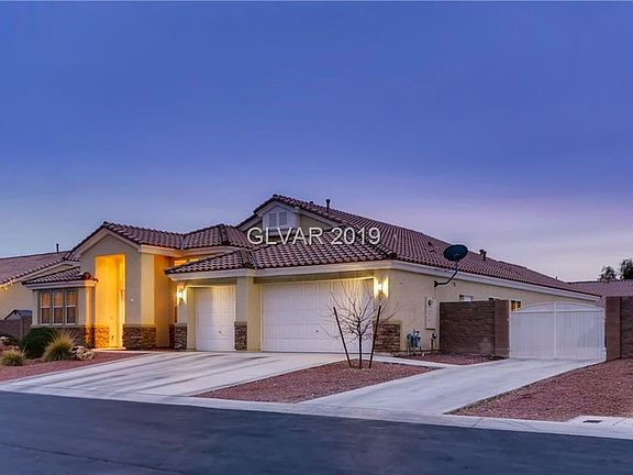 3rd image of 6487 Bluff Dwellers Ave