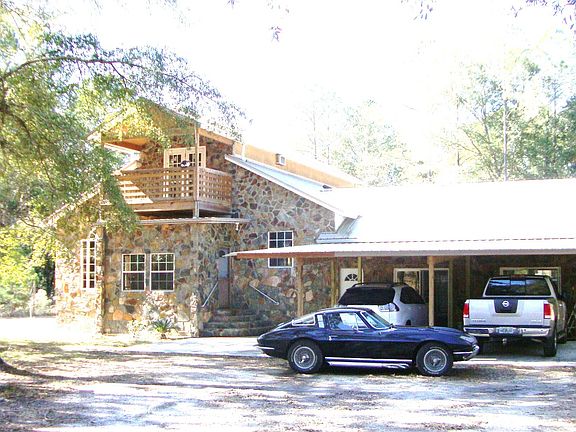 2nd image of 1045 SW Legion Dr