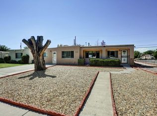 1927 Moon St NE, Albuquerque, NM 87112