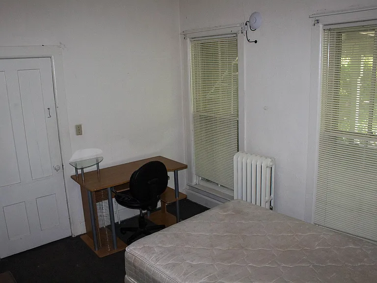 105 Dewitt Pl — Photo 25