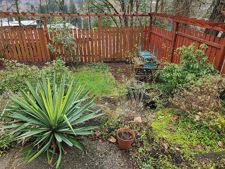 10502 Victory Ln NE #B — Photo 34