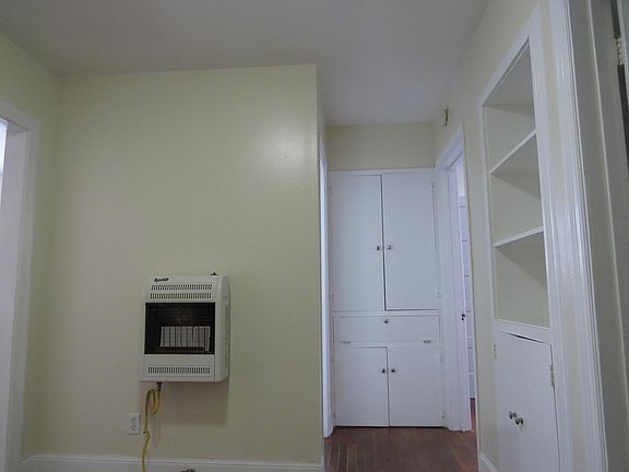 3rd image of 4325 Leeland St #2