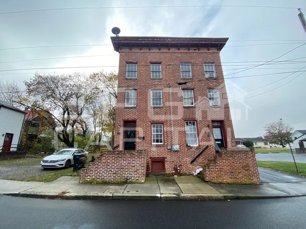 114-116 W High St #114, Gettysburg, PA 17325