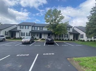 6867 Cooper Rd, Westerville, OH 43081