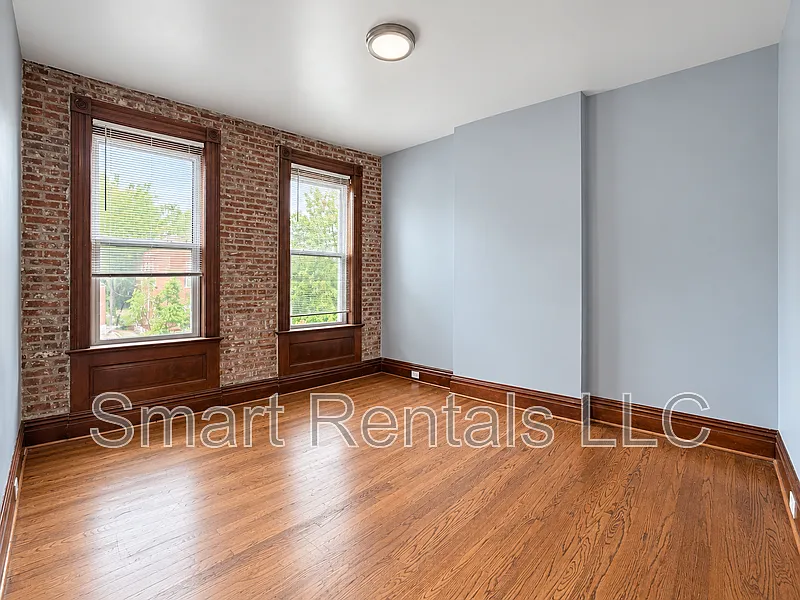 3 bed, 1.0 bath, 1298 sqft, $1,199 — Photo 4