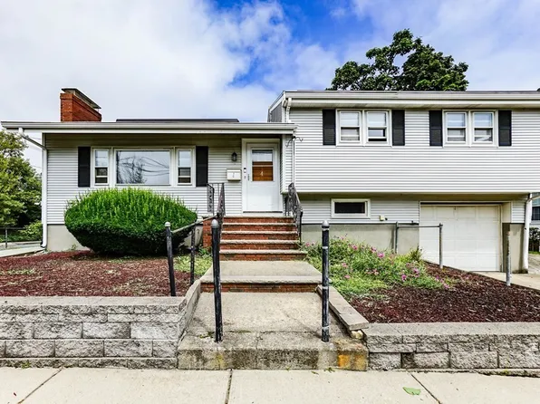 4 Pico Ave, Winthrop, MA 02152