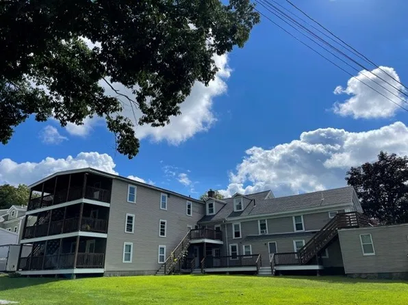 3 Centennial Ct APT 1, Upton, MA 01568