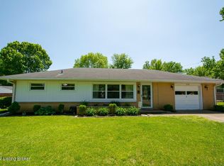 9738 Sue Helen Dr, Jeffersontown, KY 40299
