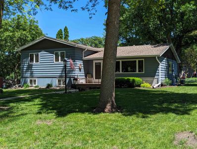 801 Gary Ave, Spirit Lake, IA, 51360