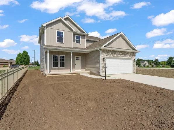 1201 Ridge Creek Rd, Savoy, IL 61874
