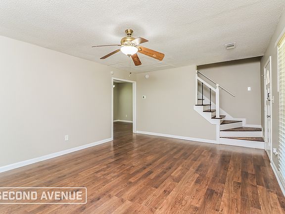4th image of 290 Sumer Ln N