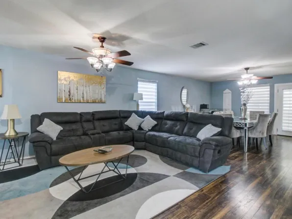 1333 Falcon Dr, Grand Prairie, TX 75051