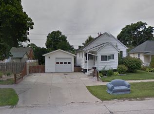 308 Fred W Moore Hwy, Saint Clair, MI