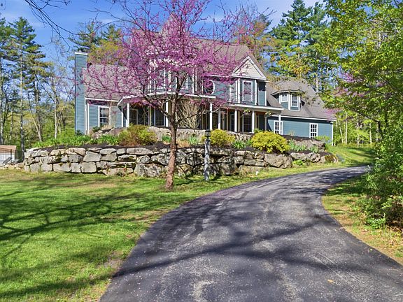 3rd image of 6 Harrington Drive