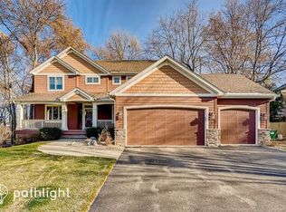 13121 Preserve Ct, Savage, MN 55378