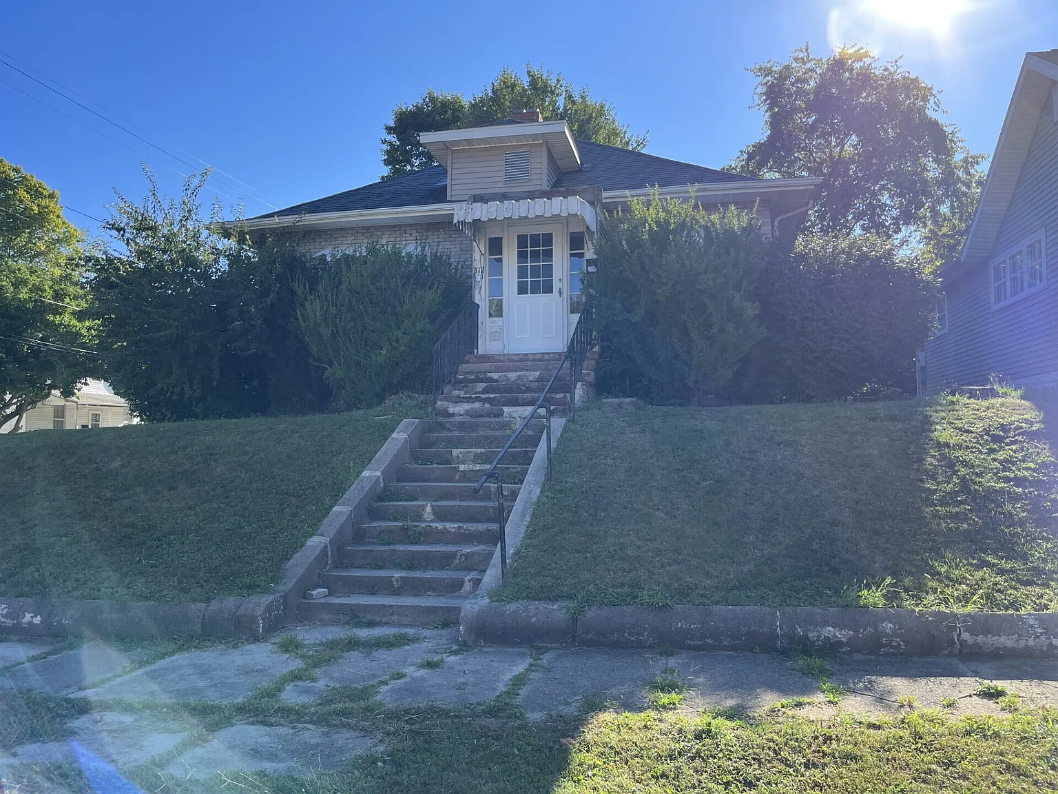 312 Jones Ave photo 1