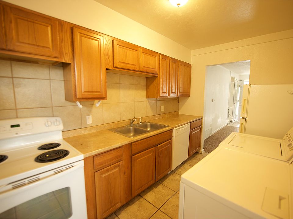 1st image of 916 Osceola St