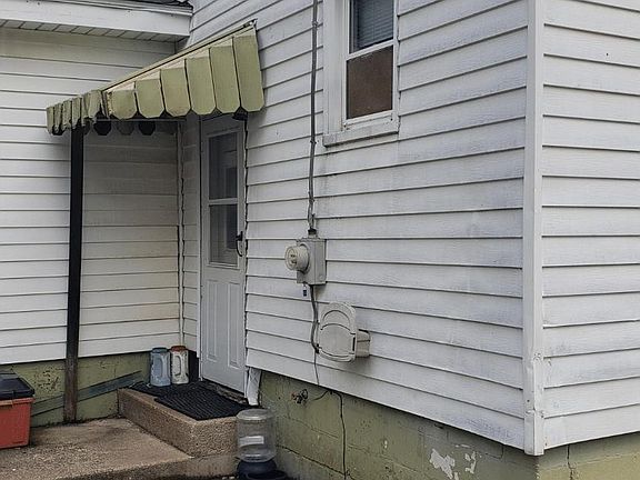 4th image of 167 Jerome Ave