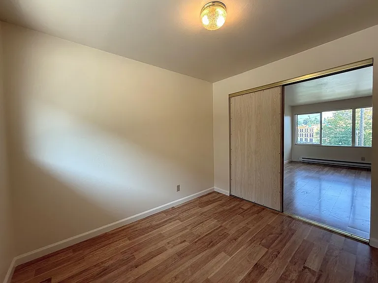 3837 Woodland Park Ave N #3831 — Photo 7