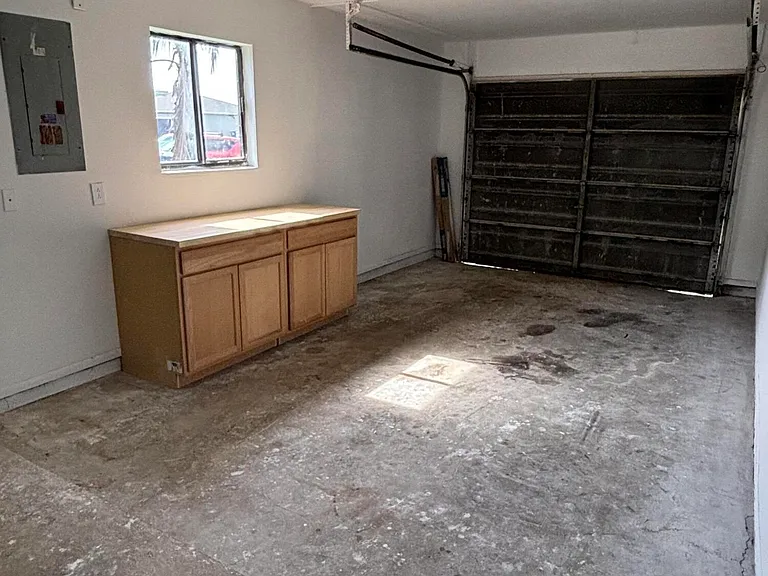 511 Dinner St NE — Photo 18