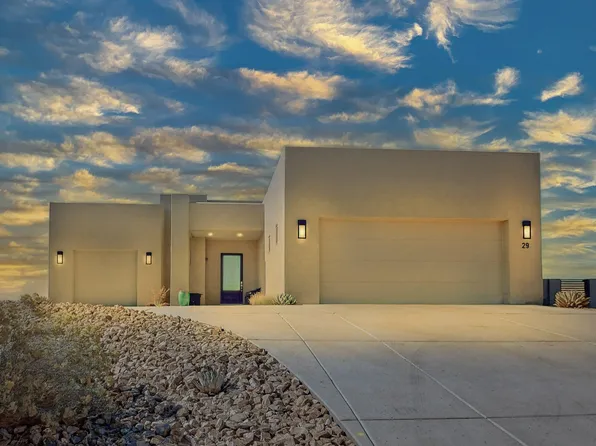 29 Mimbres Ct, Placitas, NM 87043