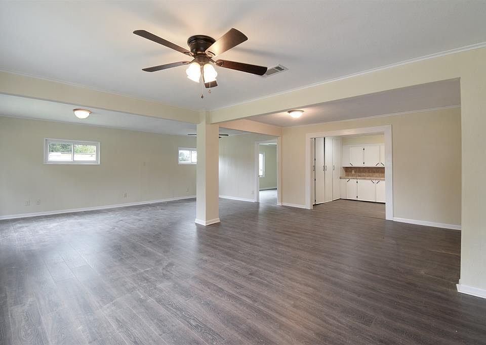 301 3rd St, Stowell, TX 77661 Zillow