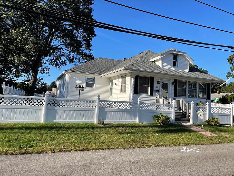 125 Wayne St, Warwick, RI 02889 Zillow