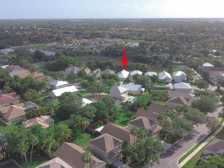3129 SW Solitaire Palm Dr — Photo 31