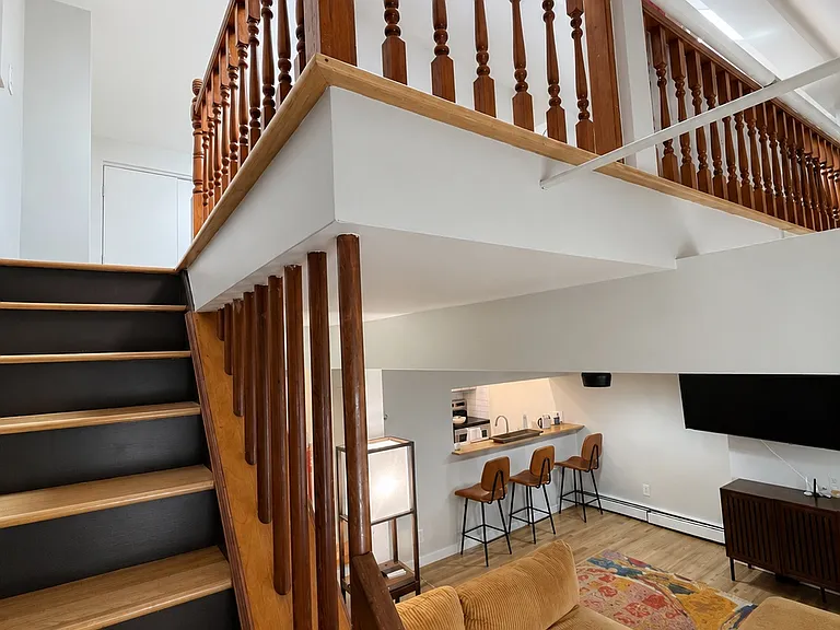 190 Union St #2 — Photo 2