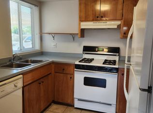 2530 Hartnell Ave #6, Redding, CA 96002