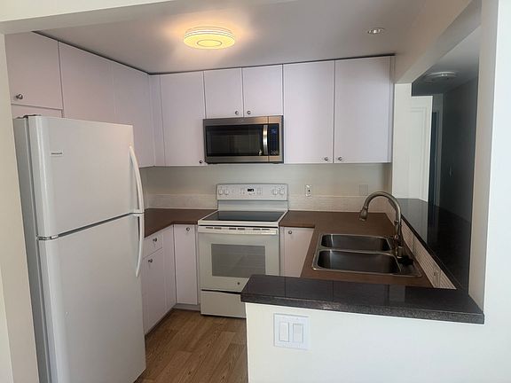 5th image of 8248 126th Ave NE #C-202