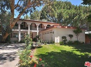 19609 Green Mountain Dr, Santa Clarita, CA 91321