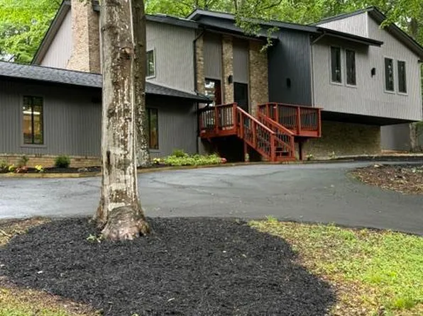 5622 Davis Ford Rd, Manassas, VA 20112