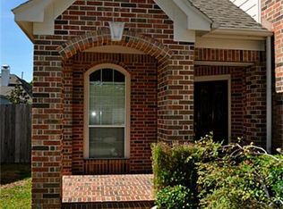 406 Blossomwood Dr, League City, TX 77573