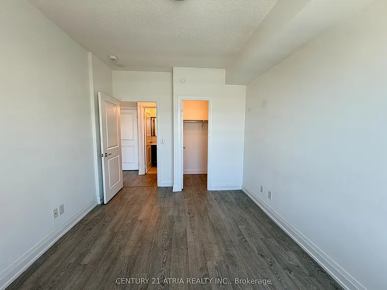 591 Sheppard Ave E #1001 — Photo 11
