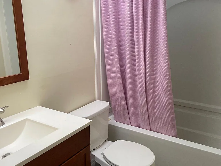 433 Genesee St #4 — Photo 24