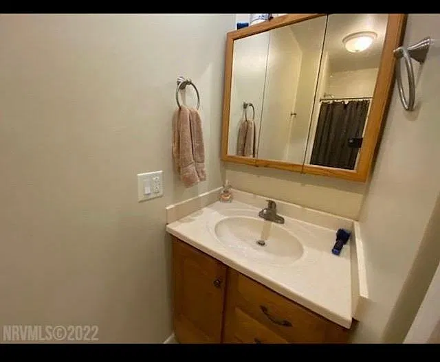 3 bed, 1904 sqft, $2,900 — Photo 4