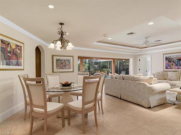 3rd image of 534 Parkwood Ln