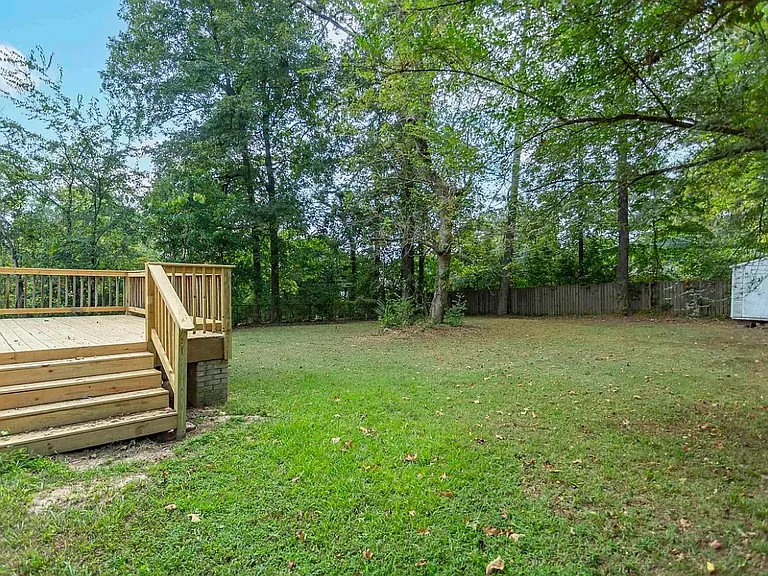 1152 Dogwood Ln — Photo 20