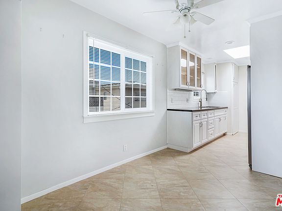 5th image of 1138 12th St APT 11