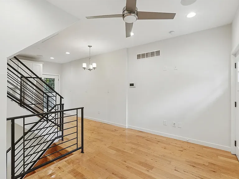 3428 Brandywine St — Photo 3