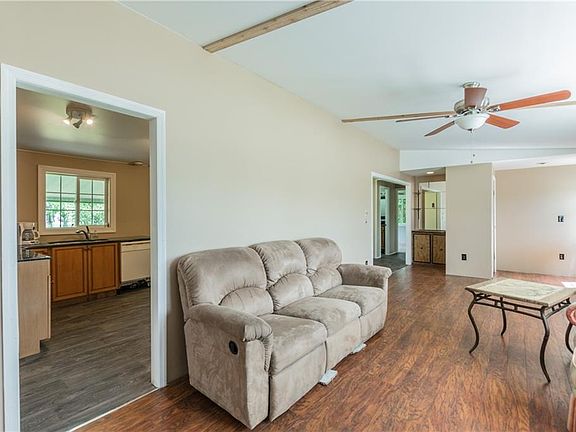 4th image of 13332 Litewood Dr