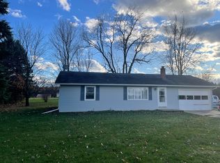 52264 Silver St, Three Rivers, MI 49093