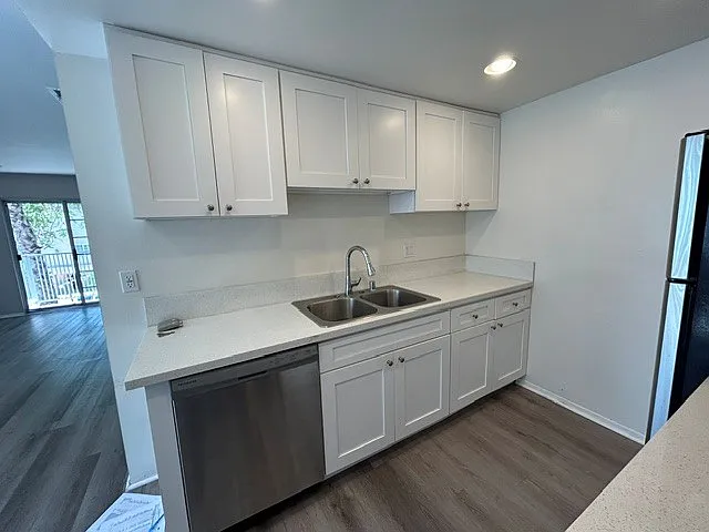 8525 Saturn St — Photo 3