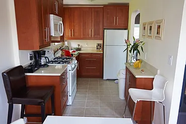 Rented by Metropolis International Realty Inc.